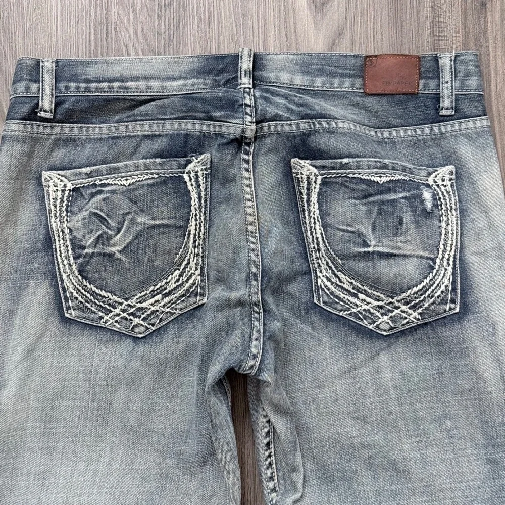 FLYPAPER Jeans Mens W36 L30 Straight Leg Distressed Denim Ripped Patched
